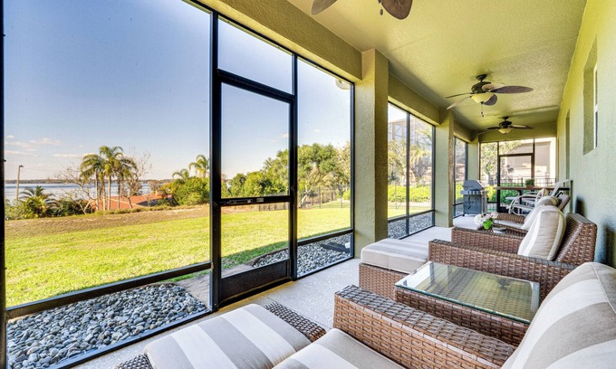 Clermont Casa | 5 Mi to Dtwn Clermont: Family Home w/ Water Views!