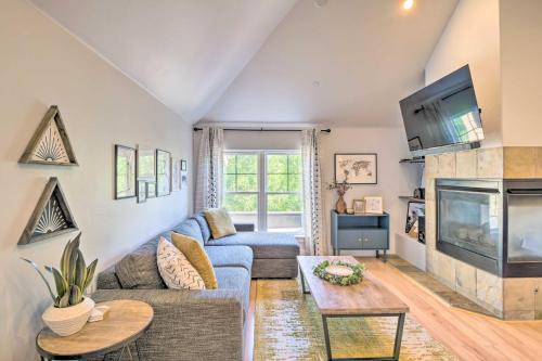 The Highlands Apartamento | 5 Mi to Ski Resort Breck Penthouse Studio