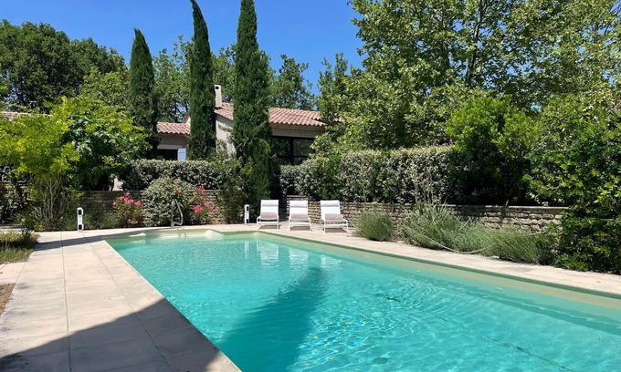 Goult Casa | 5 min from Goult village: Modern open-plan house, lap pool and stunning views