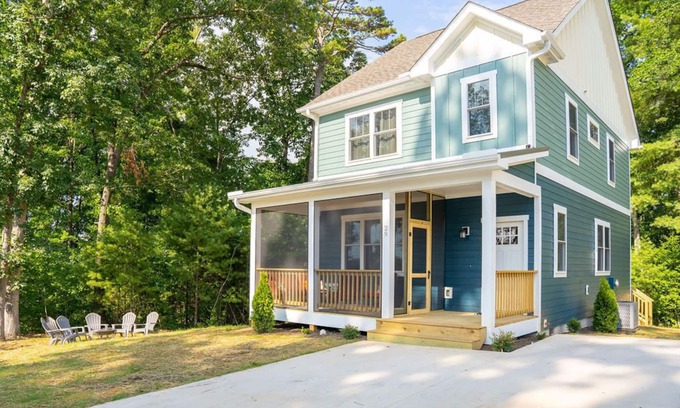 Oakley Casa | 5 min to Biltmore & 10 to Downtown. New adorable neighborhood.