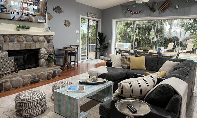 Harbor Bluffs Casa | 5 minutes to beach, golf cart included!!