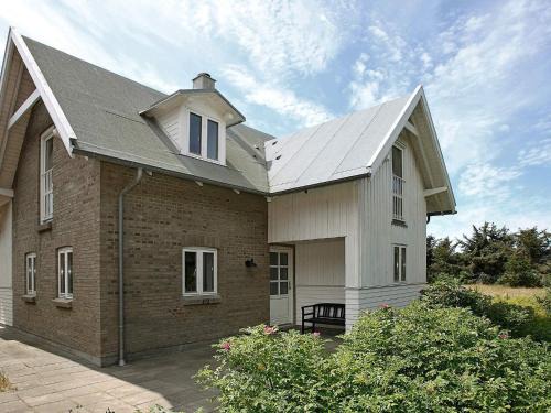 Vrist Strand Casa | 5 person holiday home in Harboøre