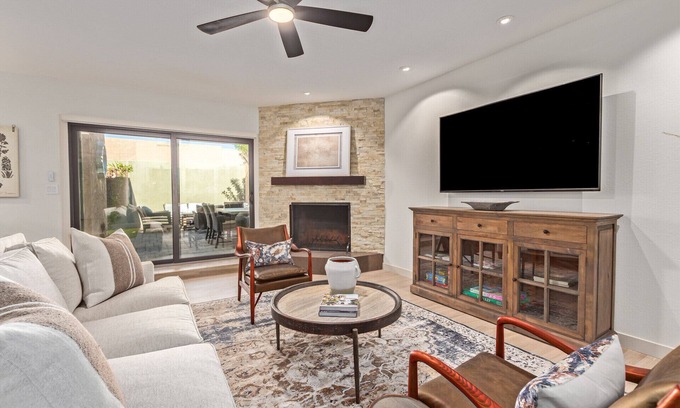 South Scottsdale Casa | ¡Disponible ahora! Nicest 2 BR, la mejor ubicación! McCormick Ranch-Santa Fe-