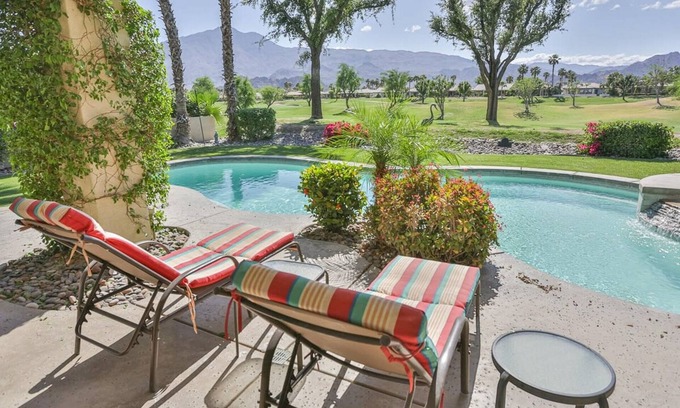 La Quinta Casa | 5 Star Rating Oasis Golf Pool Spa 3bed Pga West