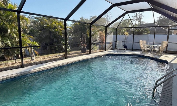 Port Charlotte Casa | 5 Starfish Stay Wonderful home with heated private pool in quiet neighborhood
