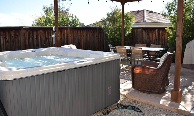 Temecula Casa | # 5-SUPER HOST- ELEGANT 6BR 4BTH HOT TUB PARA BODEGAS / BODAS DE TEMECULA