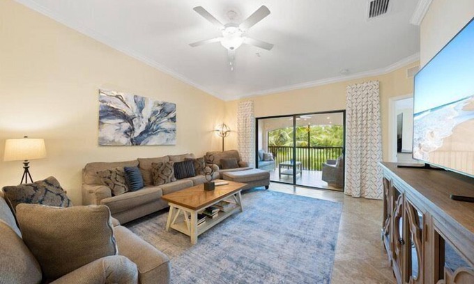 Naples Condominio | 5026 Bonita National Condo