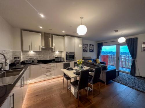 Maidstone Apartamento | 51 Guinevere Point