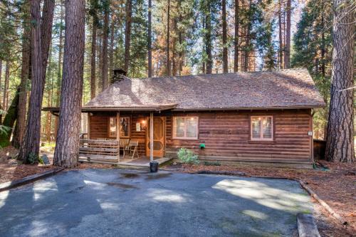 North Wawona Casa | 53 Creekside Cabin