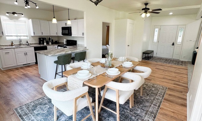 Wakefield Casa | 5B/2Ba in Wakefield with Trails & Slopes Near