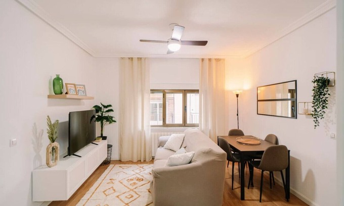 San Bernardo Apartamento | 5min to Center| Wifi 1Gbps | Hospitals| University