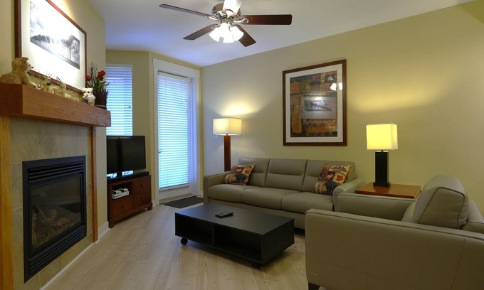 Winter Park Condominio | 5to piso con hermosas vistas! ¡Cocina llena! Grandes críticas! ¡Reserve más y ahorre!