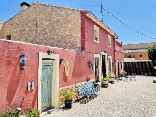 Ubeda Casa | 6 Bed House Sleeps 12 - Pool Hot Tub Fireplace