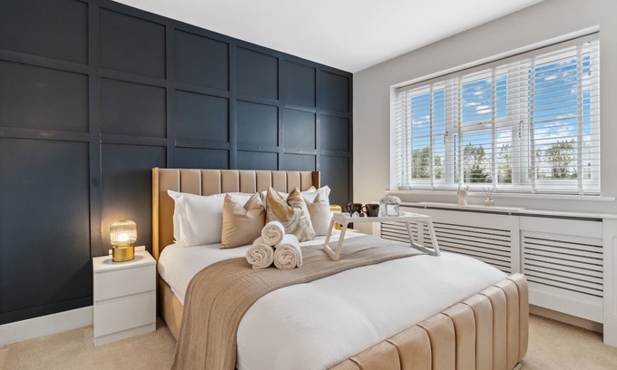 Grays Apartamento | 6-Bed House With Sauna, Jacuzzi & Private Driveway