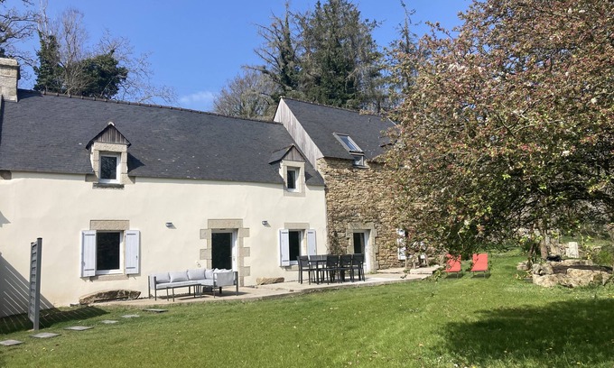 Plovan Casa | 6-PERSON GITE IN RENOVATED MILL 3KMS FROM THE SEA