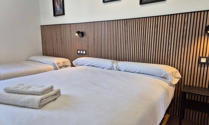 Las Campas y San Claudio Apartamento | 648A2 Apartamentos Mareval