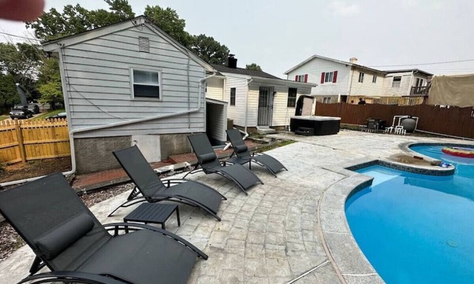 Lochearn Casa | 68) 4 bedroom home with a Pool!