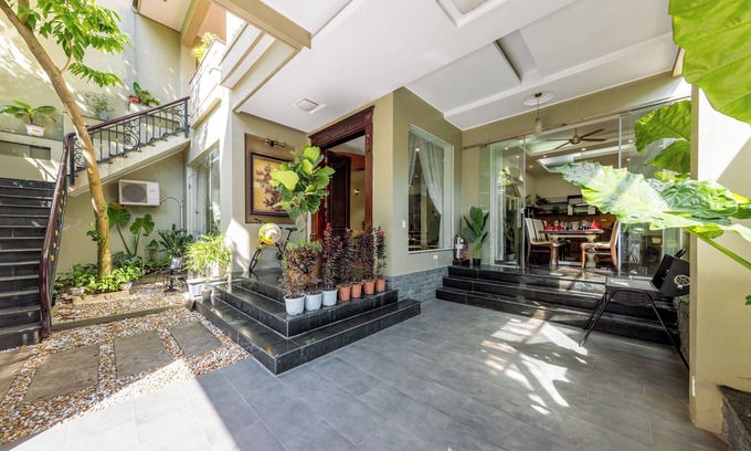 Yen Phu Villa | 6BR sun kissed ANAMOI VILLA near West Lake/ Jaccuzzi