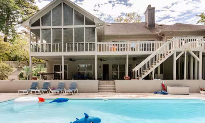 Columbus Casa | 7-Bedrooms Open Concept, 6 Bathrooms, Pool/HotTub-CopperCreek Tennis & FortMoore