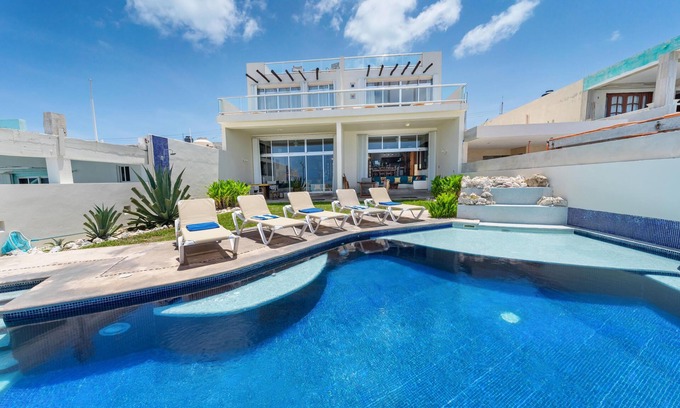 Cancún Villa | 7 BR Oceanfront Villa w/Private Pool