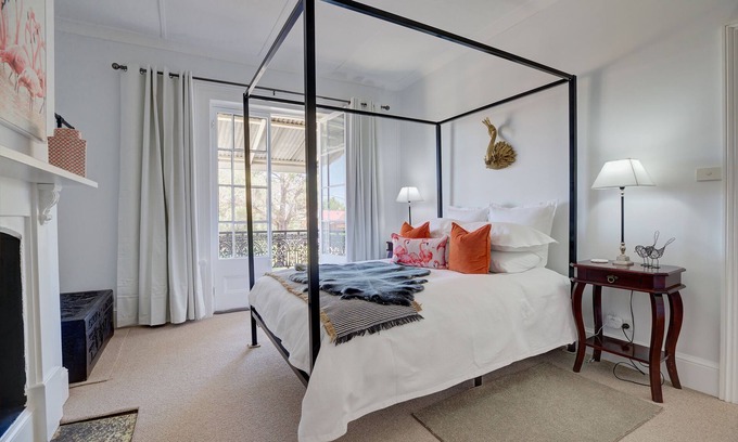 Central Mudgee Apartamento | 70 On Mortimer "The Flamingo Room"