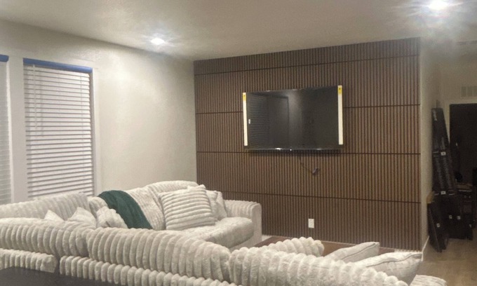 Peoria Casa | 70th Ln Huge!