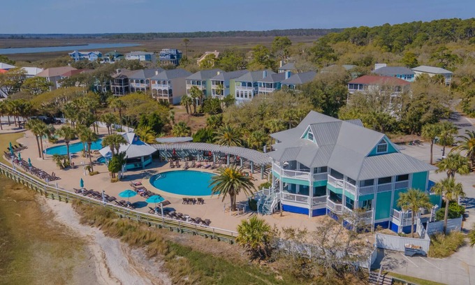 Saint Helena Island Casa | 711 Yellow Perch Rd