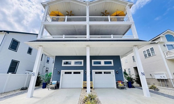 Townsend's Inlet Condominio | 7208 Landis Avenue South