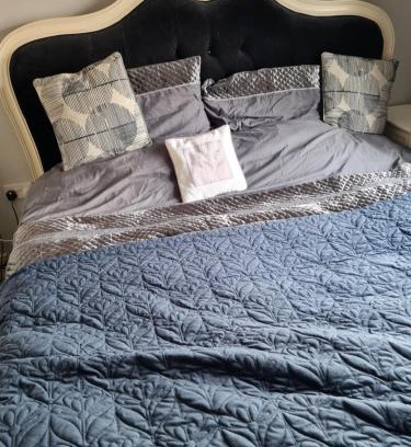 Sherborne St. John Apartamento | 75 Park Prewett Dbl room with beautiful bathroom