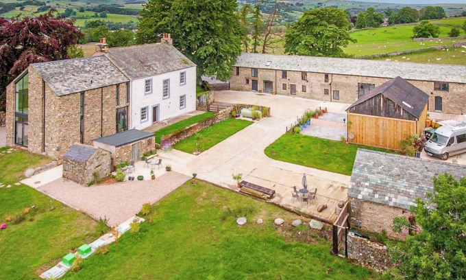 Penrith Cabaña | Alojamiento de 8 habitaciones en Bampton Grange, near Great Strickland