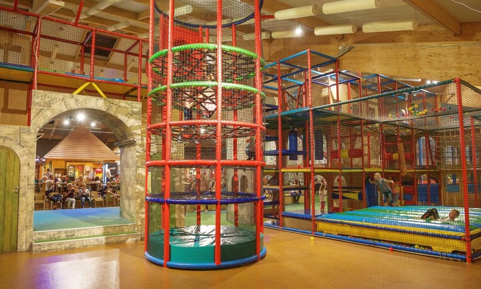 Leiwen Casa | 8-person bungalow in the holiday park Landal Sonnenberg