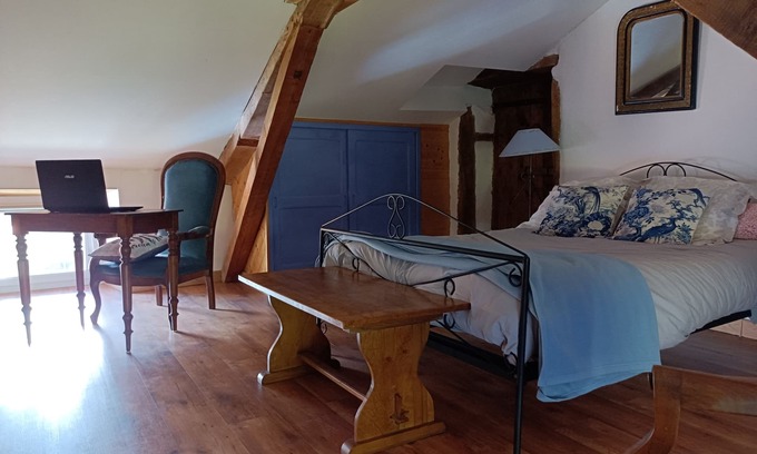 Auzon Casa | Precioso apartamento de 80m² en edificio de piedra en Auvernia