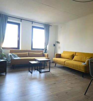 Nalbach Apartamento | 80m2 Wohnung - WLAN - Parkplatz - 7 Schlafplätze - 24h Check-in