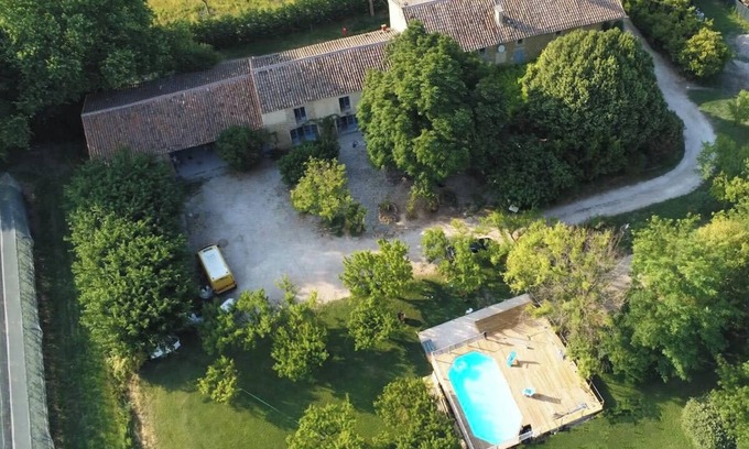 Althen-des-Paluds Otro | 84B7 - Accommodation in a charming 18th century farmhouse