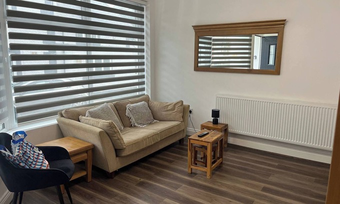 Glyn Ceiriog Casa | 8guests-4bedroom-wifi-tv-freeparking