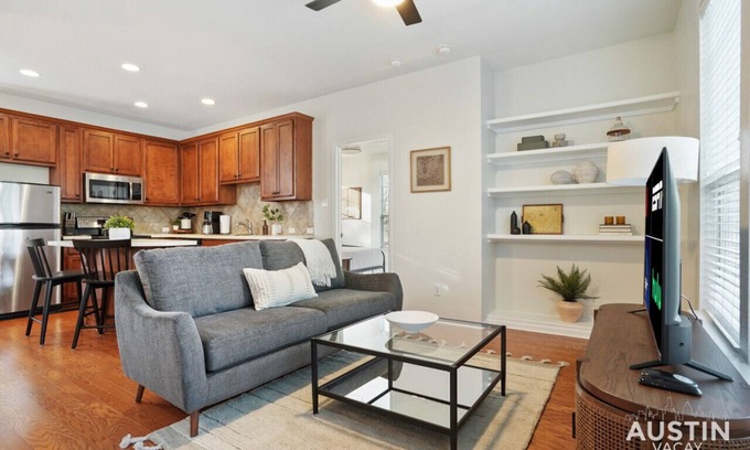 Clarksville Casa | 8th #C xxxxxxxxxxxxx