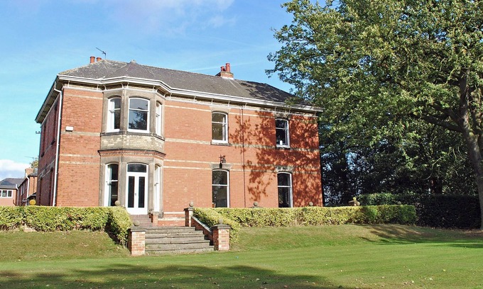 Barrow-on-Trent Cabaña | 9 habitaciones alojamiento en Barrow on Trent