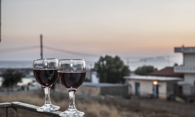 Kokinos Pirgos Apartamento | A beautiful modern style apartment far away from mass tourism