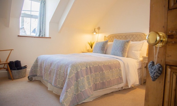 Newport Casa | A beautiful townhouse in the heart of Newport, Pembrokeshire