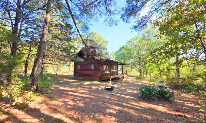 Saint Joe Cabina | A charming family cabin nestled in the heart of Saint Joe.