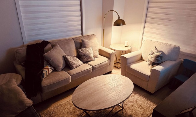 Airdrie Casa | A cosy room in a family house