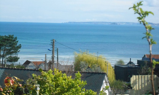 Plerin Apartamento | ¡Una cabaña en Bretaña! Mar casi pies en el agua