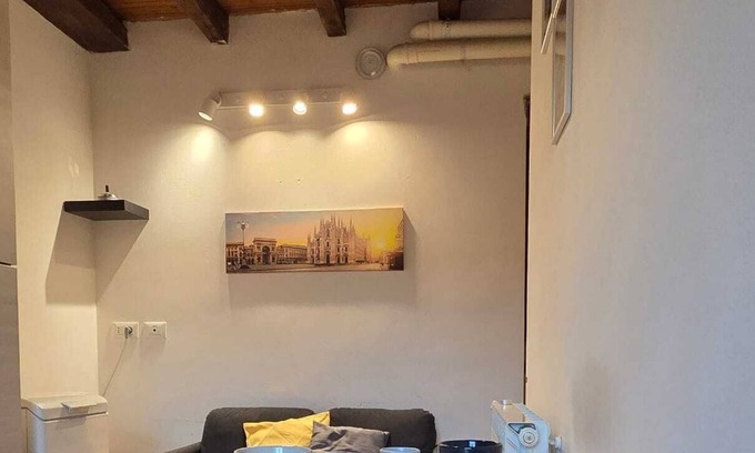 Porta Genova Apartamento | A few steps from the heart of Milan (Duomo) cozy apartment on the Navigli