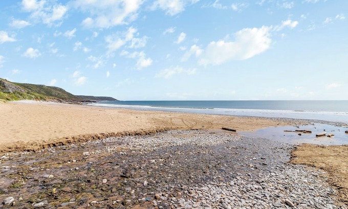 Horton Cabaña | 3 bedroom accommodation in Horton, near Swansea