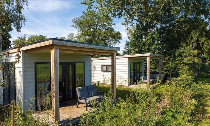 Zuna Cabina | A luxury cottage in a prime waterfront location!