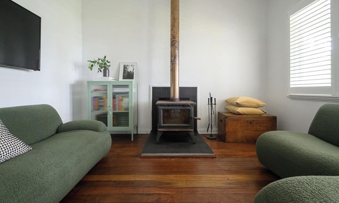 Denmark Casa | A Magical Forest Retreat on Wilson Inlet by Swan BnB Management