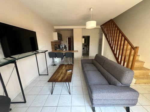 Pineto Casa | A Murza, Mini villa duplex, 2 chambres, Marana - à la nuitée