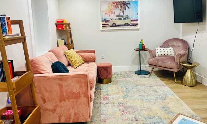 Brightwood Park Apartamento | A PETWORTH OASIS: FULLY REMODELED, NEW APARTMENT OPENING AUGUST 2023!