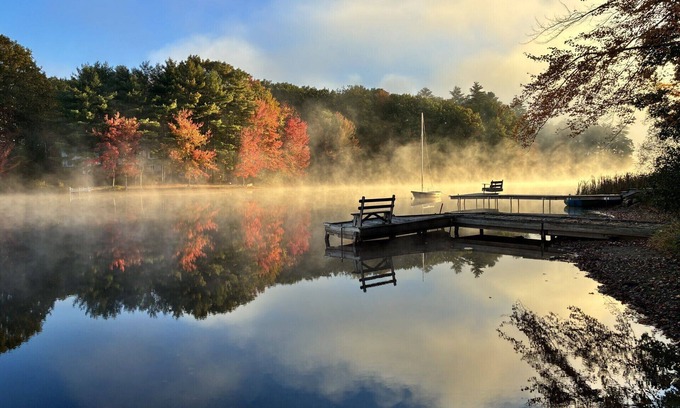 Barnstead Casa | A serene lake house to escape the day-to-day!