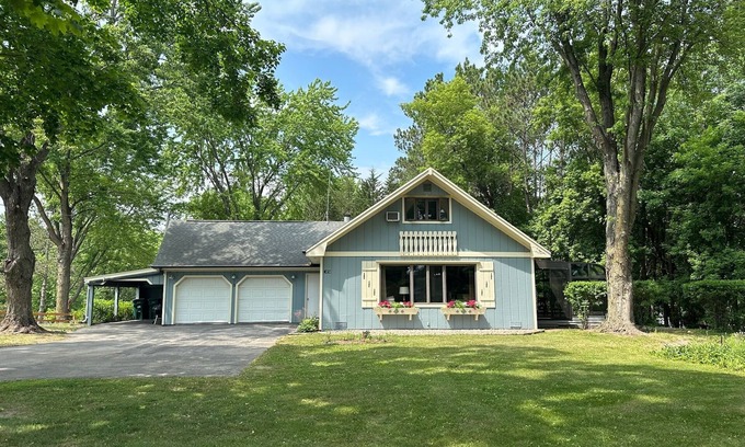 Fremont Casa | A true oasis located on Partridge Lake in Fremont, WI!